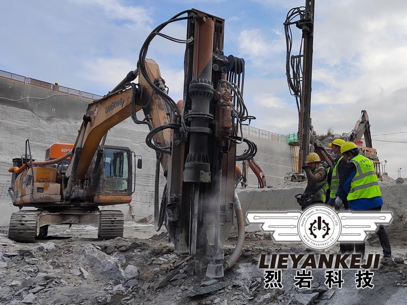 2024010814301655230 2024010814301655230